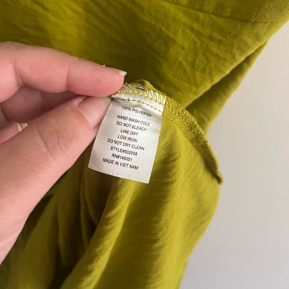 monteau Los Angeles Tie-Strap V-Neck Dress – Medium – Green - Picture 5 of 6